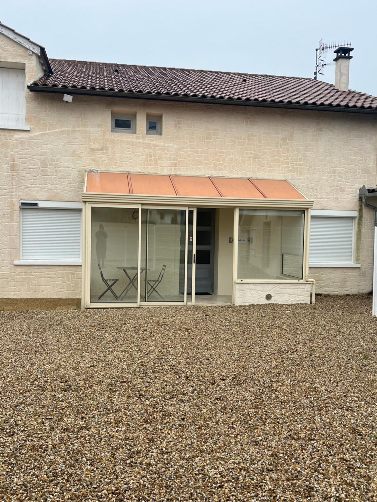 Chambre Les Gites De La Gare Mussidan Exterior photo